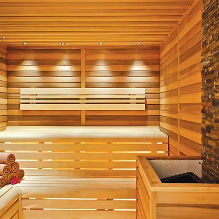 ホテル カラカ 4*