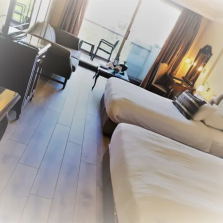 Karaca Hotel İzmir