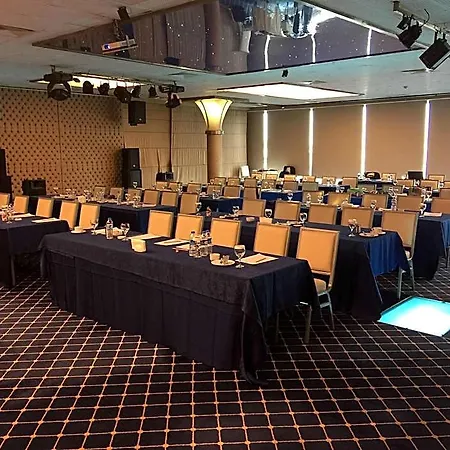 Karaca Hotel 4*