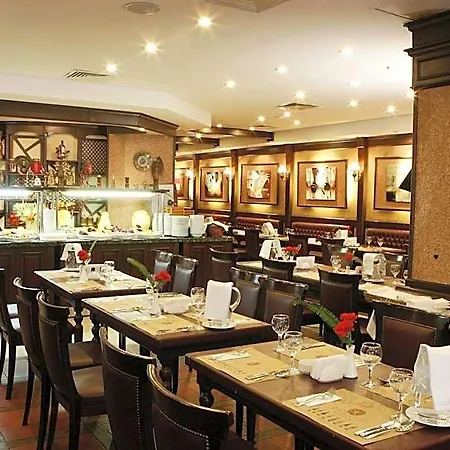 Karaca Hotel İzmir