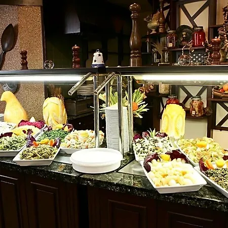 Karaca Hotel 4*