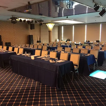 Karaca Hotel 4*