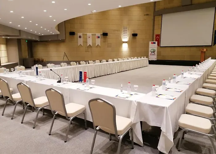 Karaca Hotel Esmirna