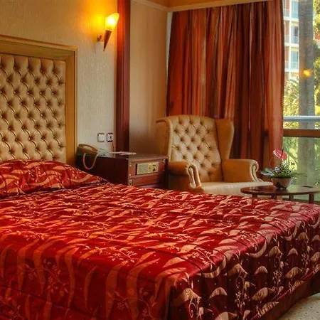 Karaca Hotel