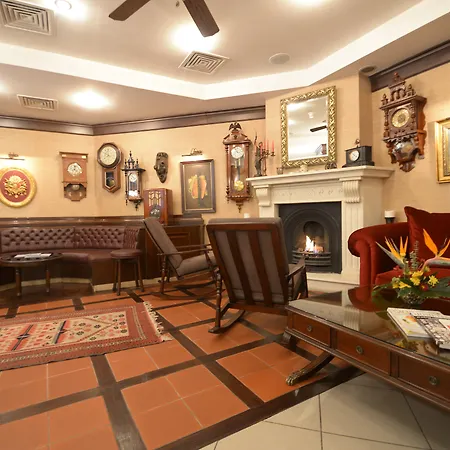 Karaca Hotel